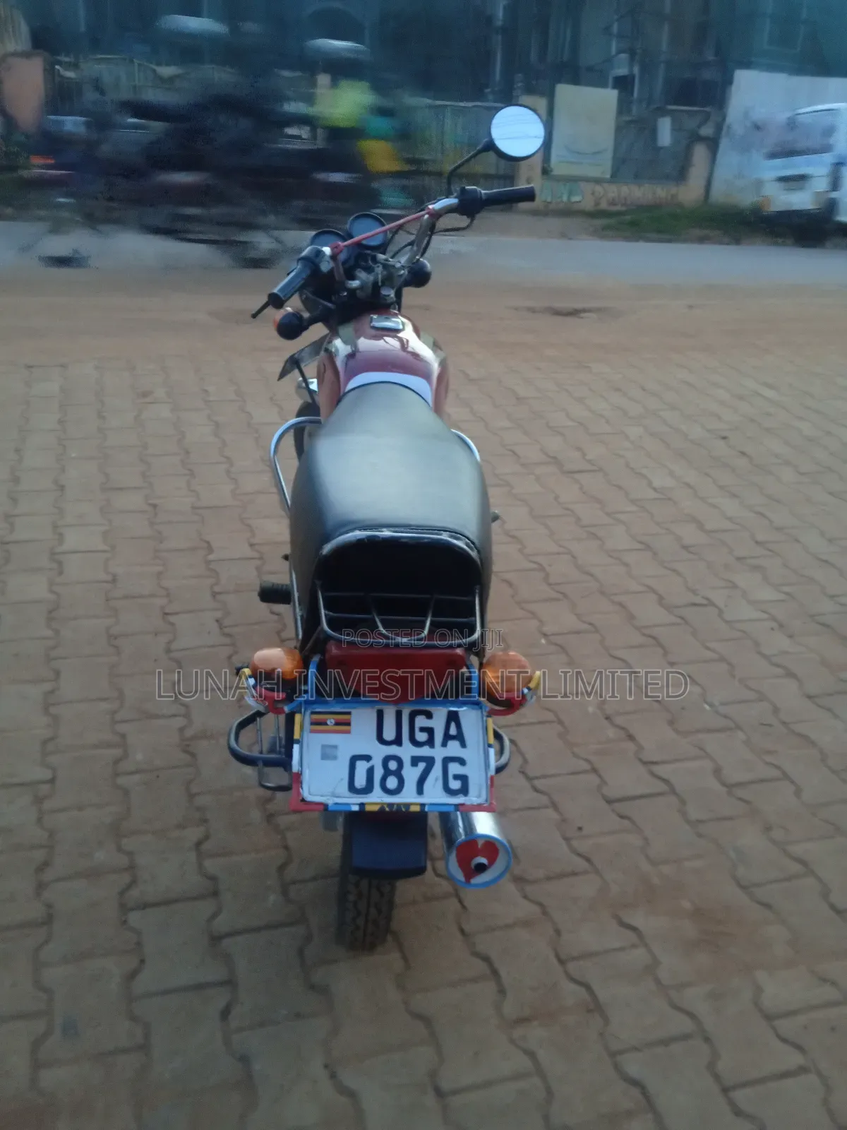 Bajaj Boxer 100 2025 Red
