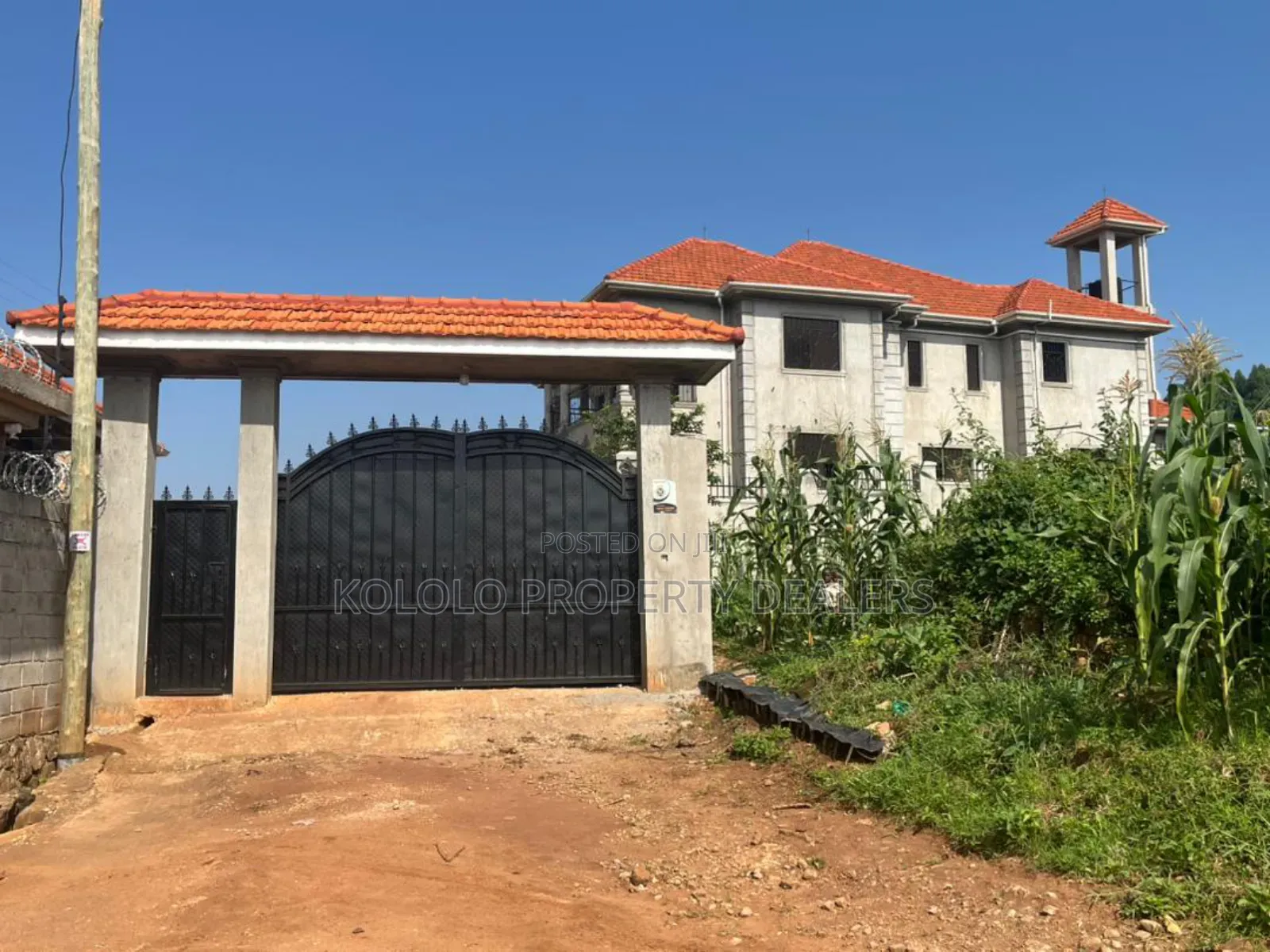 5bdrm Mansion in Namugongo Sonde Central Division for sale