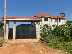 5bdrm Mansion in Namugongo Sonde Central Division for sale