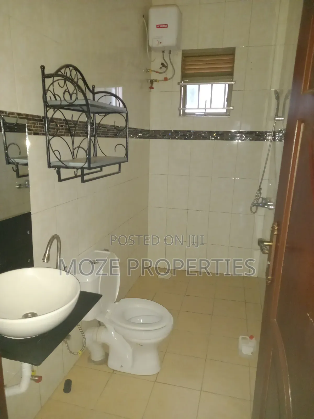 2bdrm Bungalow in Kira Nsasa, Central Division for rent