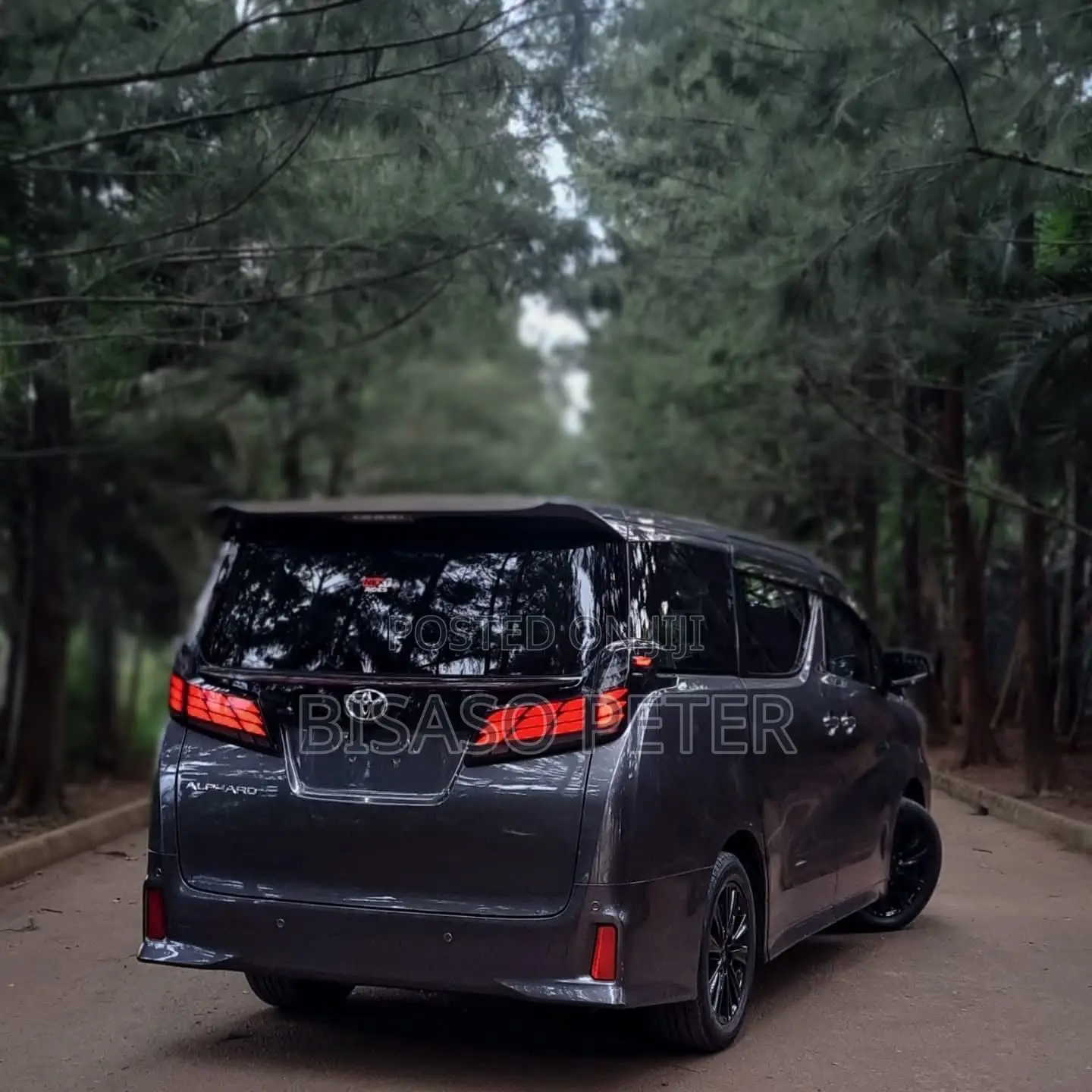 Toyota Alphard 2.5 Petrol FWD 2016 Gray
