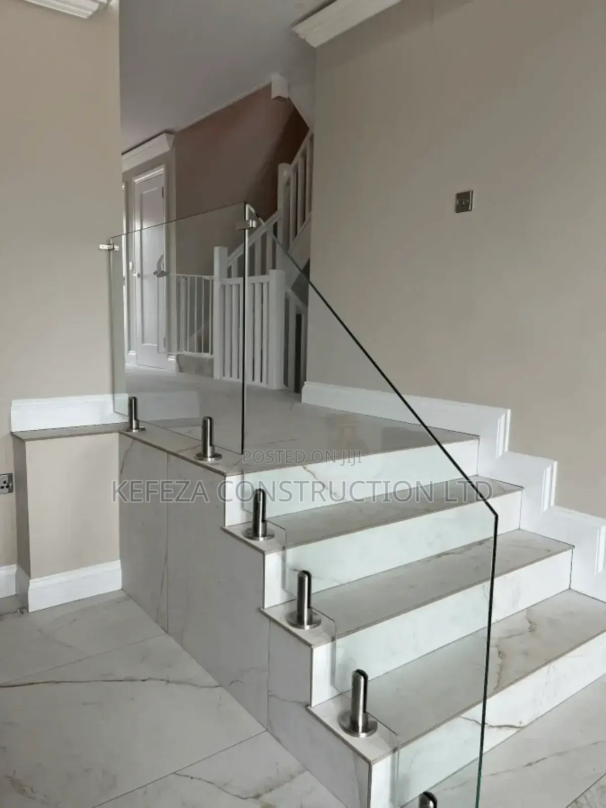 Glass Balicade