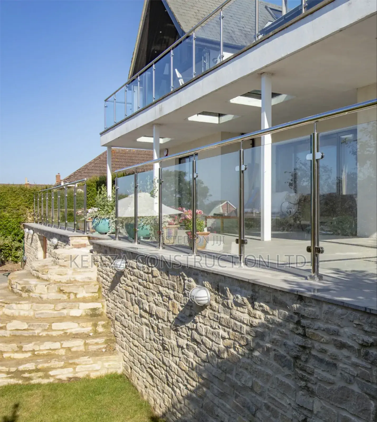 Glass Balicade