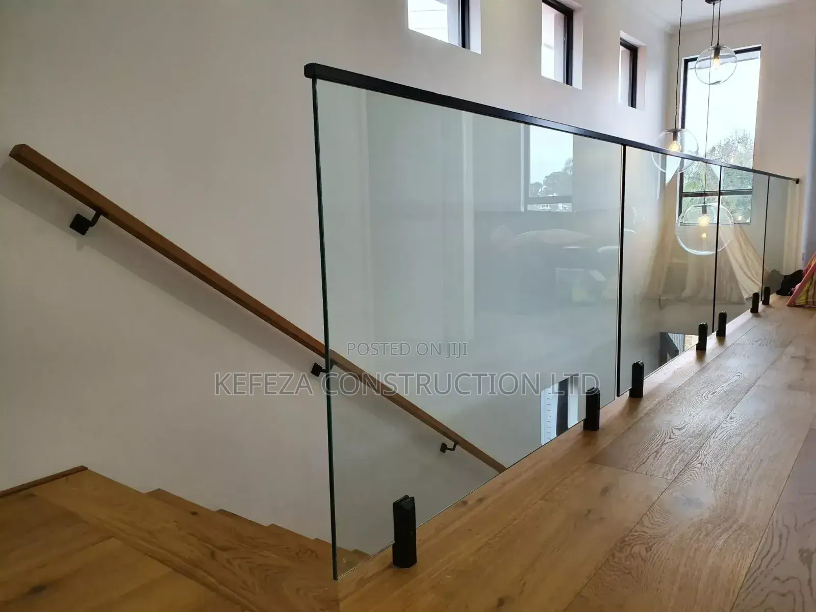 Glass Balicade