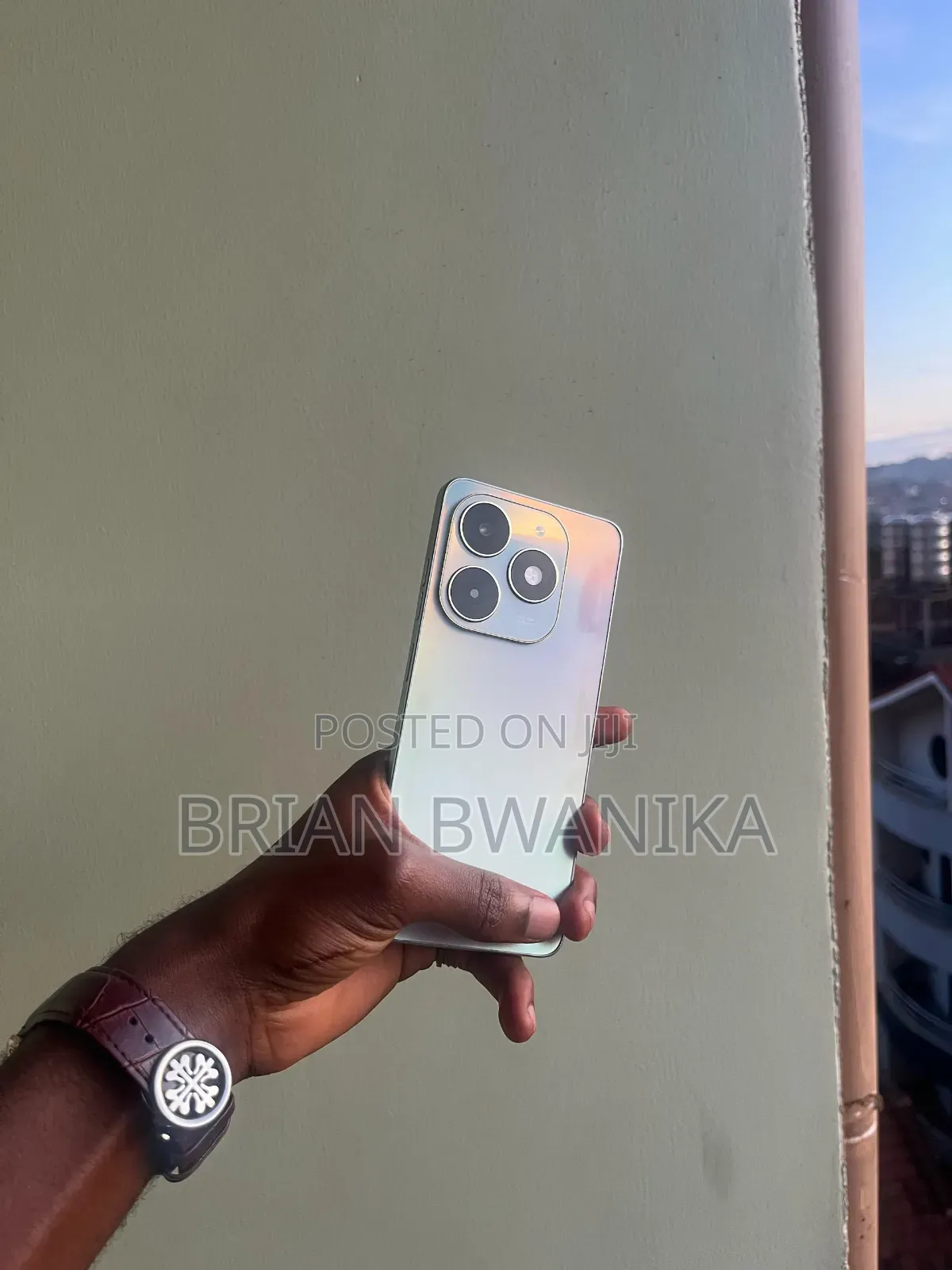 Tecno Spark 20 128 GB White