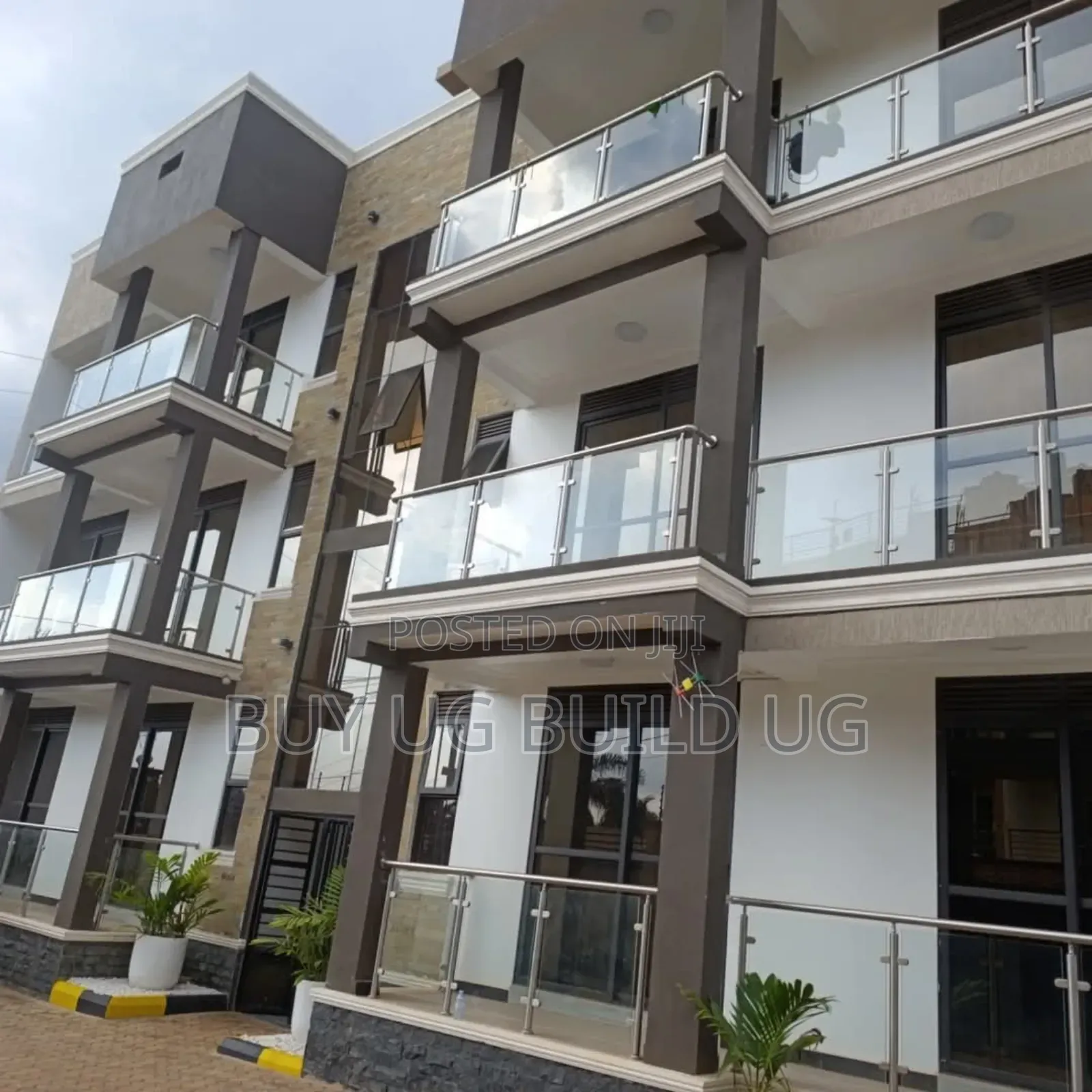 2bdrm Apartment in Kira Mamelto Road for sale