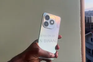 Tecno Spark 20 128 GB White