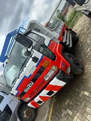 Isuzu Forward. Juston