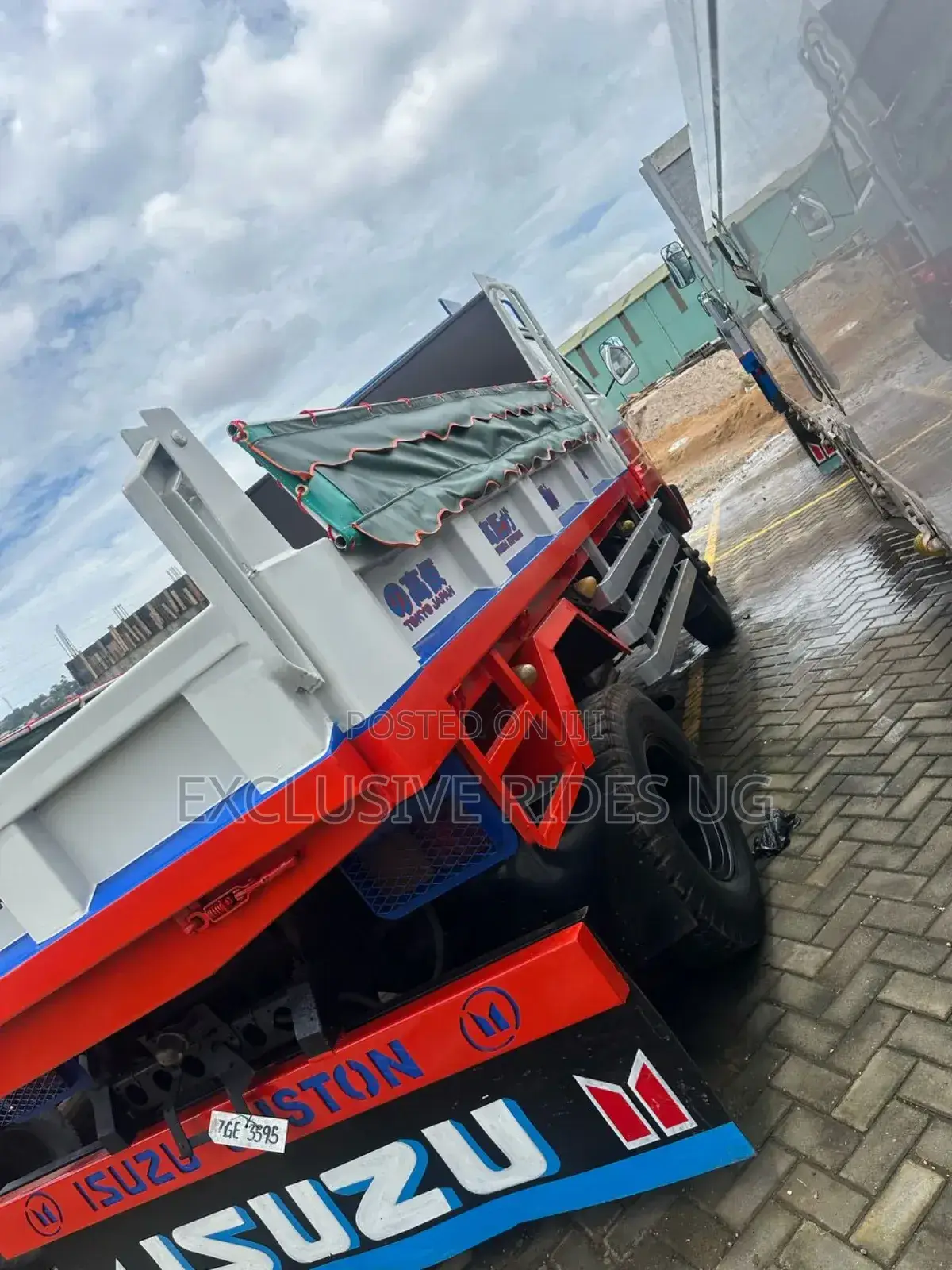 Isuzu Forward. Juston
