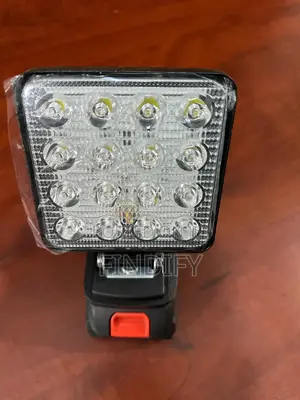 Multi-Functional Floodlight
Outdoor Coldless Rechargeable