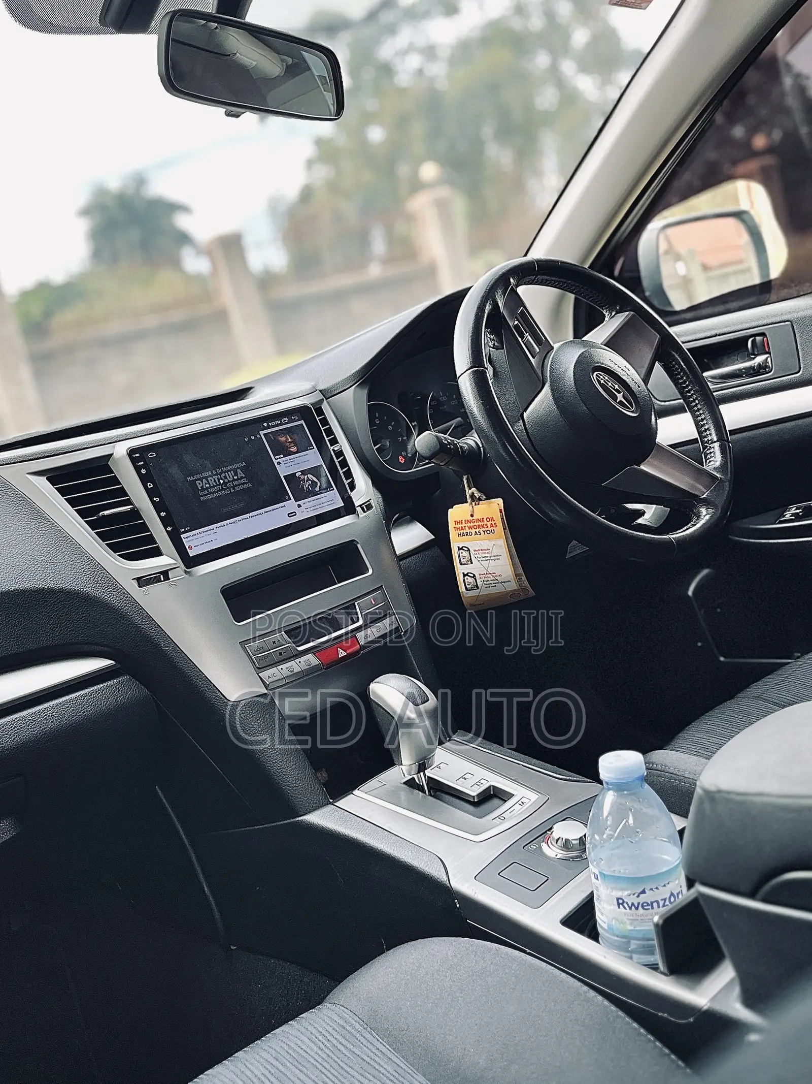 Subaru Legacy 2010 White