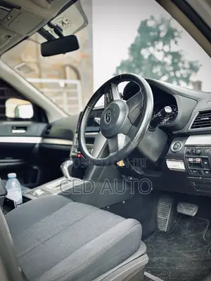 Subaru Legacy 2010 White
