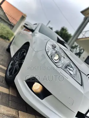 Subaru Legacy 2010 White