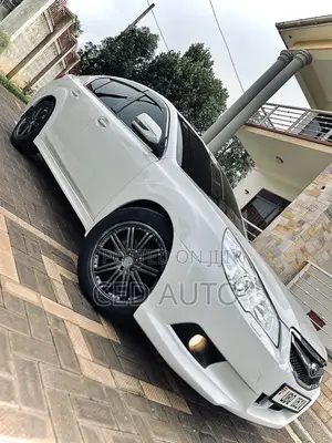 Subaru Legacy 2010 White