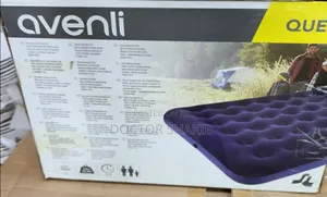 Brand New Avenli Queen Size 5 by 6 Air Inflatable Mattress