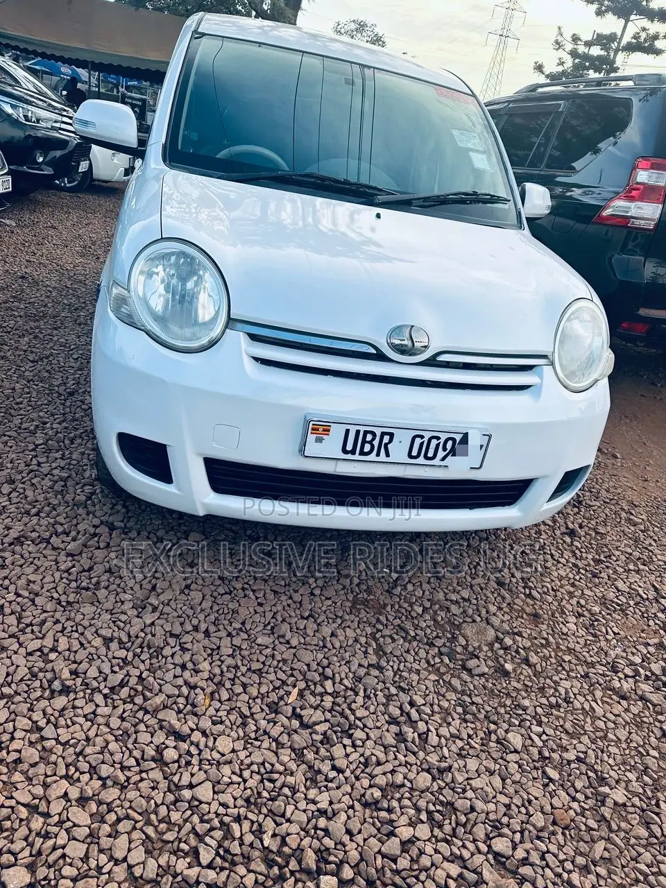 Toyota Sienta 2007 White