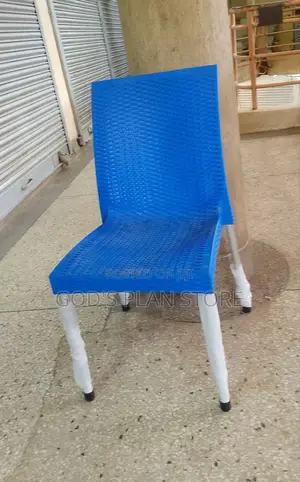 Crown Plastic Chairs Plastic Chairs