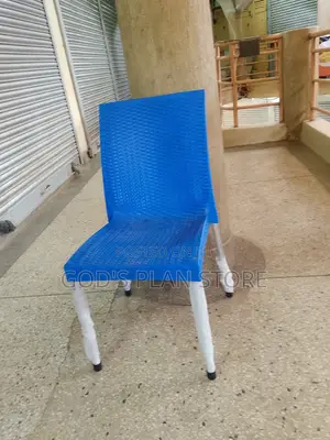 Crown Plastic Chairs Plastic Chairs