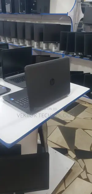 Laptop HP 250 G4 4GB Intel Core I5 HDD 500GB