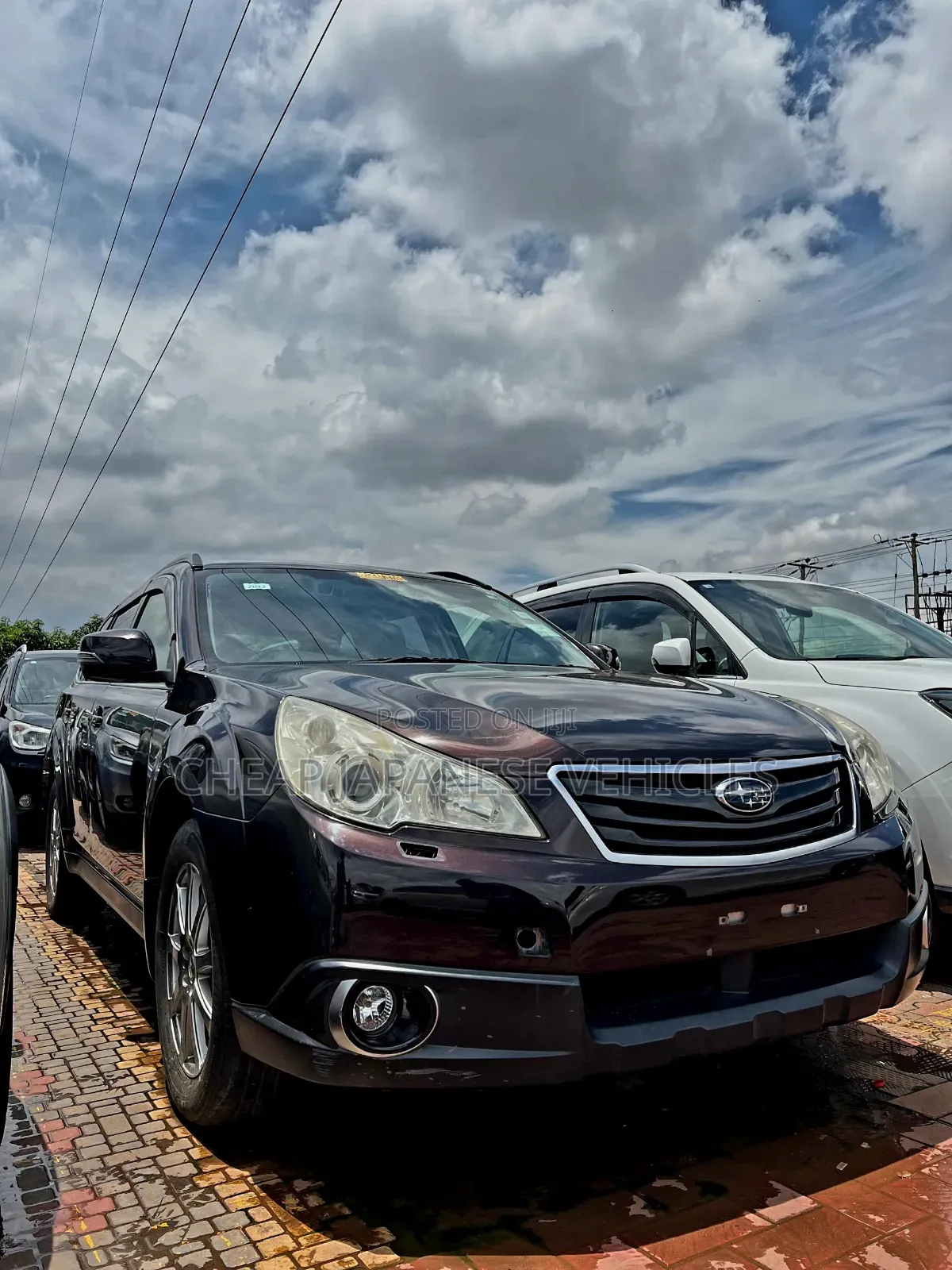 Subaru Outback 2.5i Premium 2011 Brown