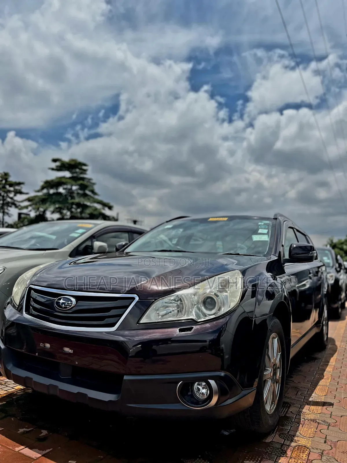 Subaru Outback 2.5i Premium 2011 Brown