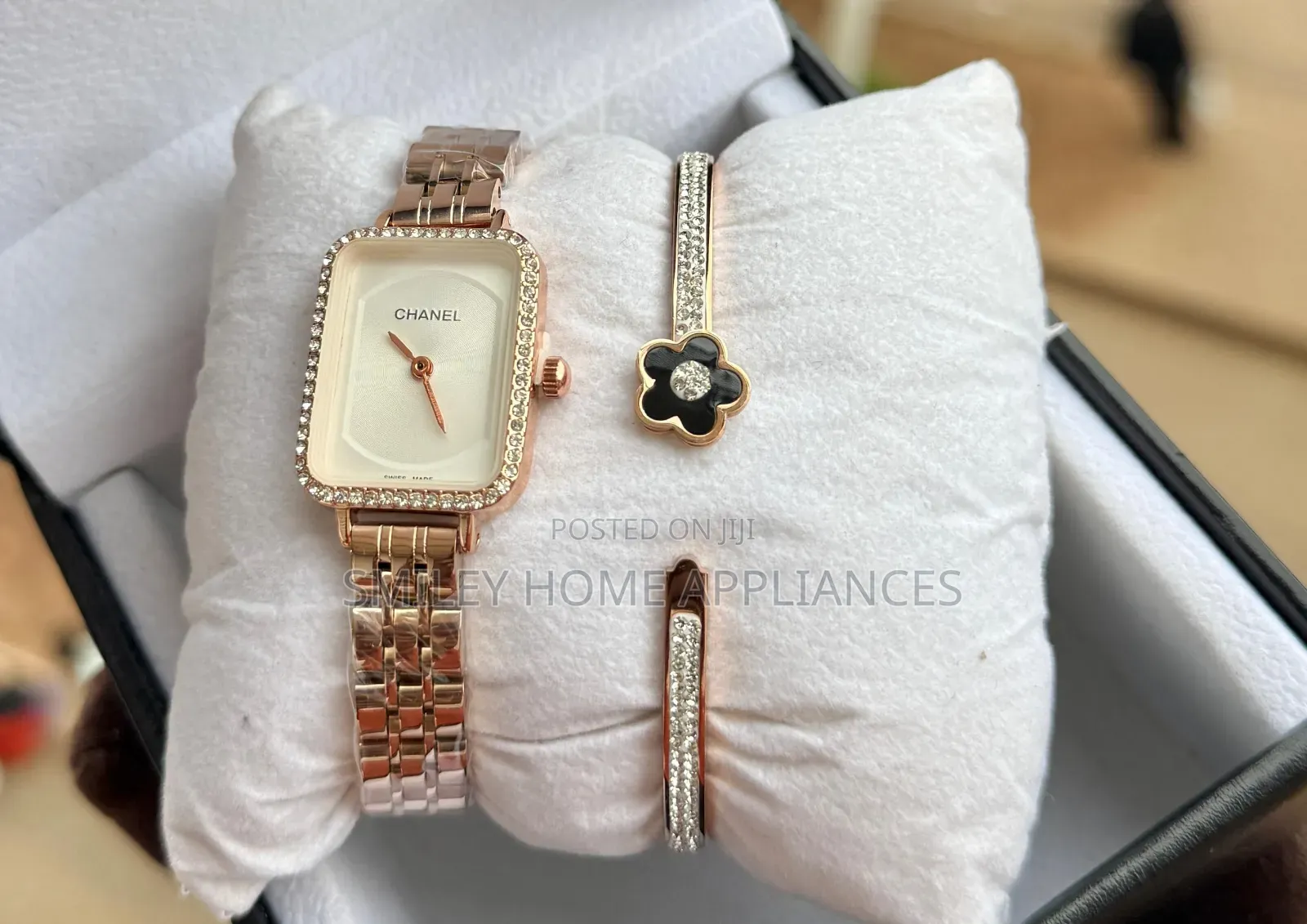 Ladies Wrist Chanel Wrist Gift Box Watch