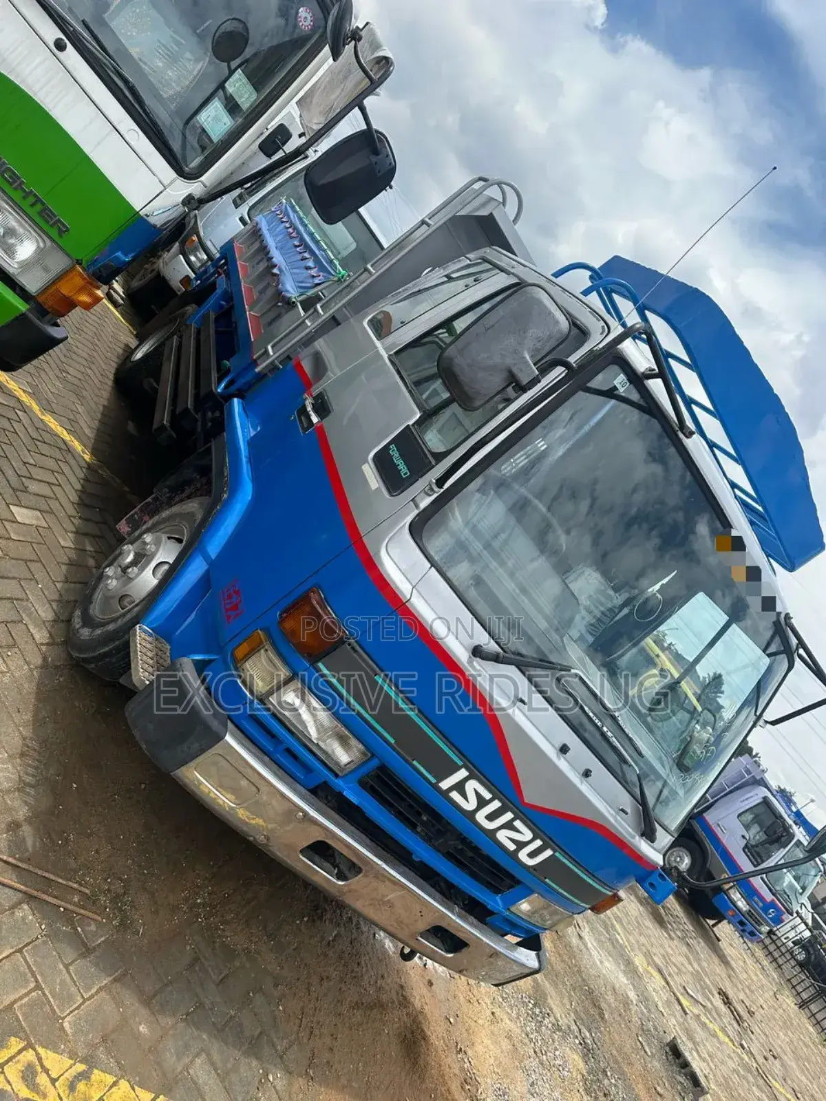 Isuzu Forward Dumptruck