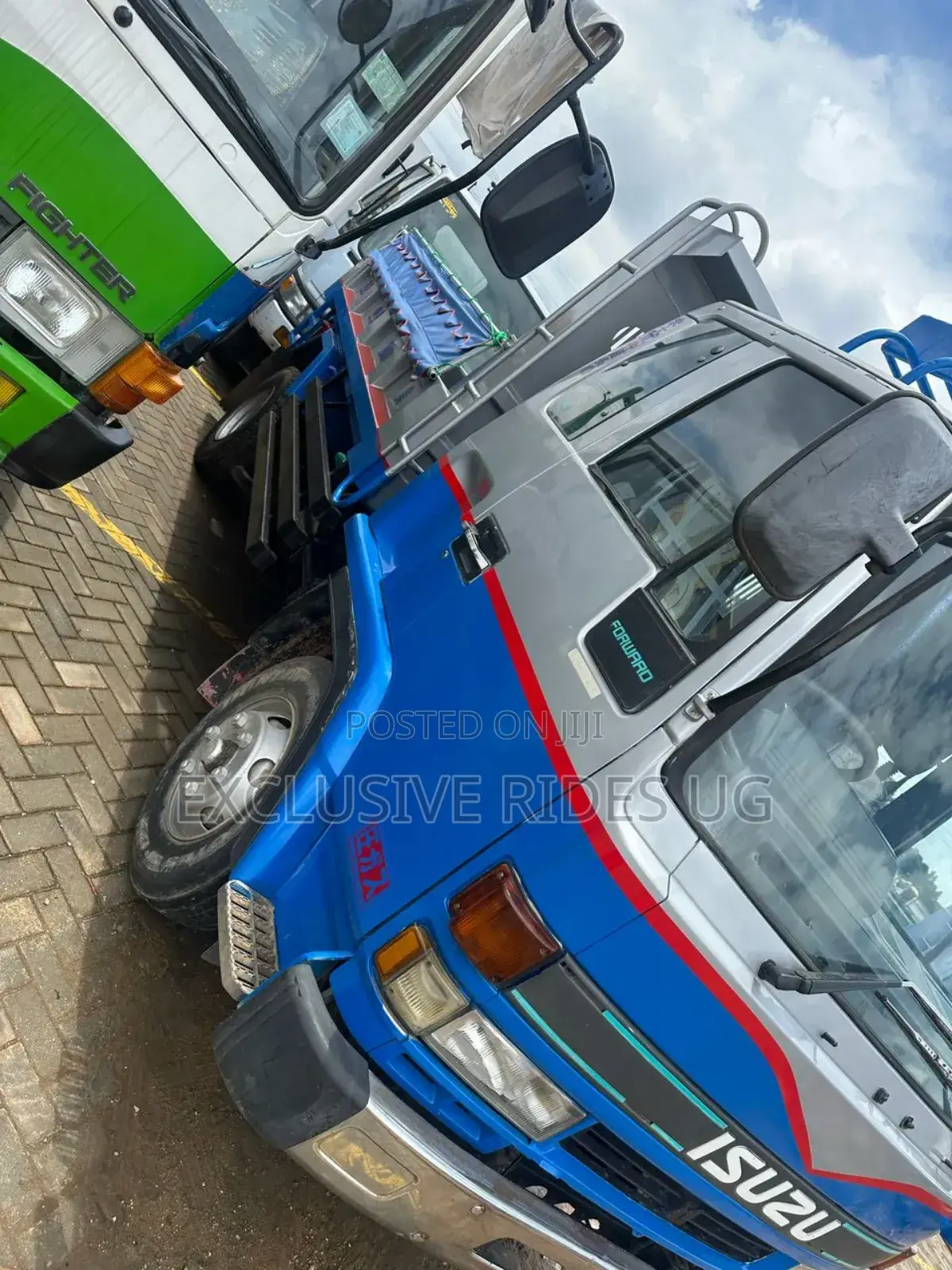 Isuzu Forward Dumptruck