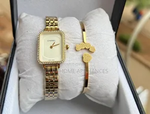Chanel Golden Strapped Ladies Wrist Classy Analog Watch