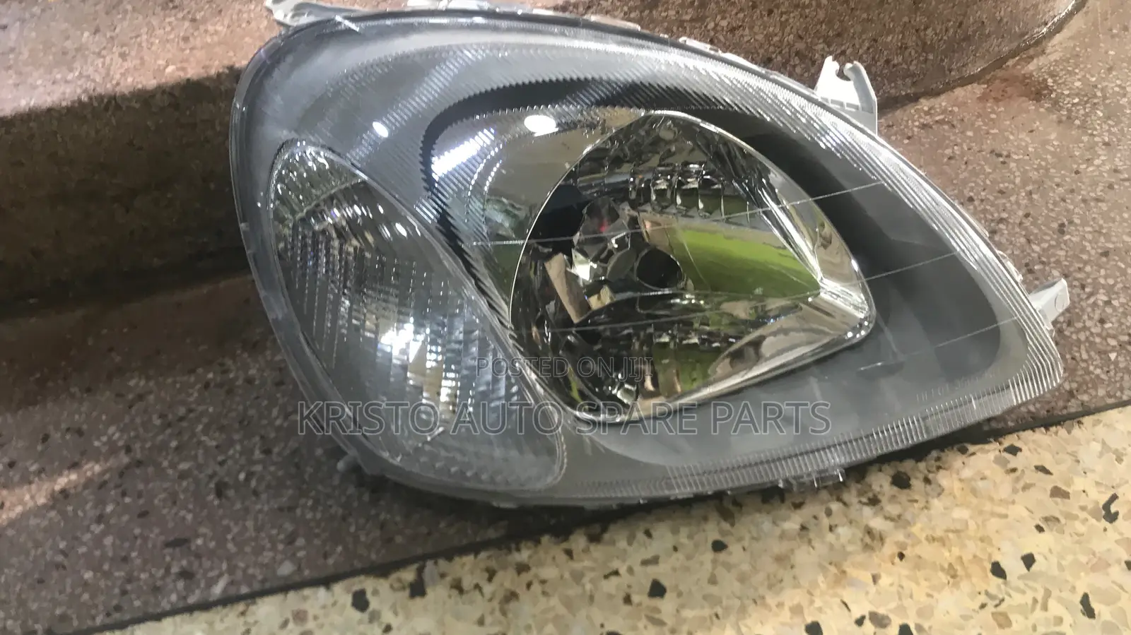 Headlamps Vitz Old Model