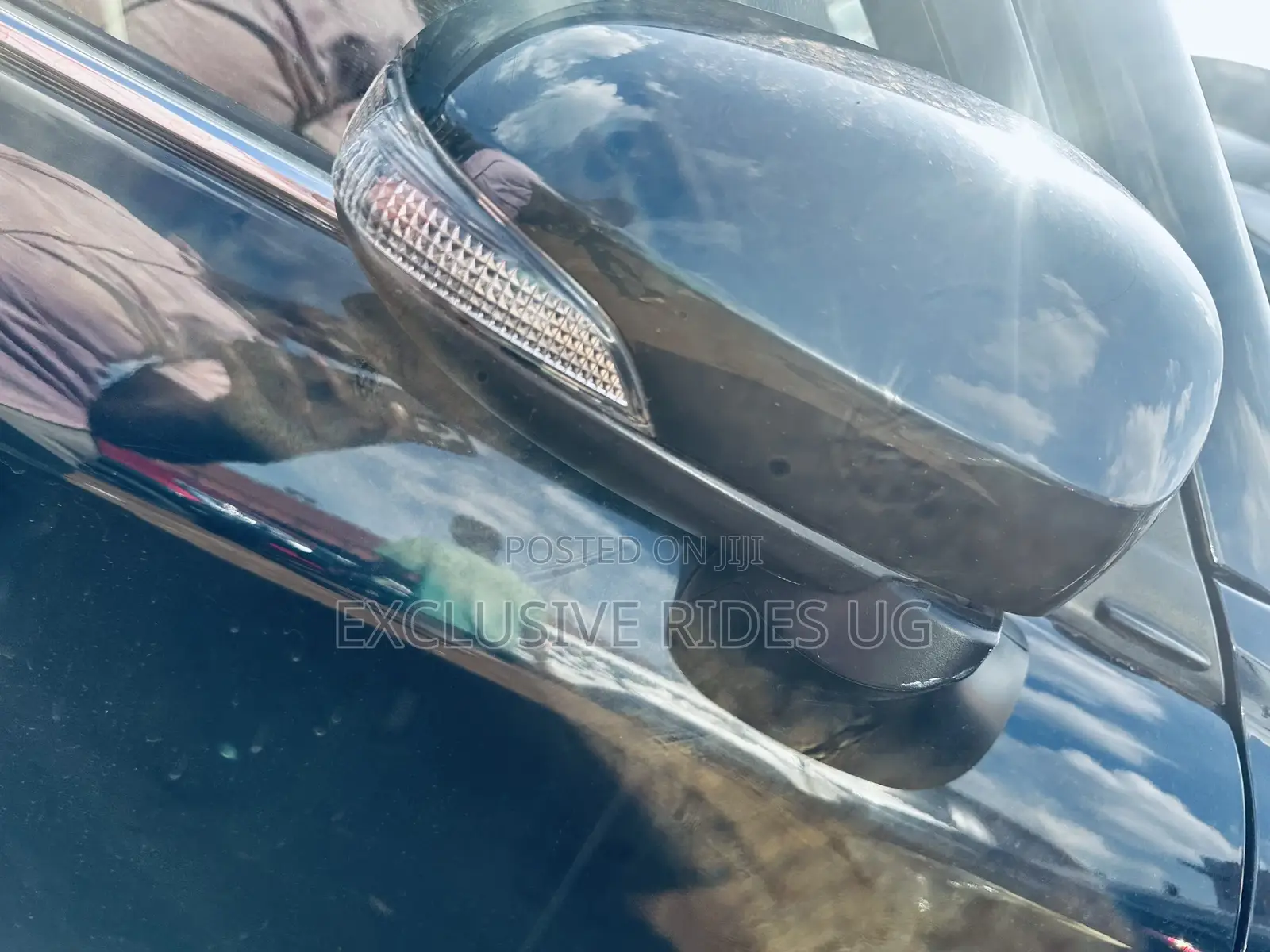 Toyota Corolla Fielder 1.5 Hybrid FWD 2018 Blue