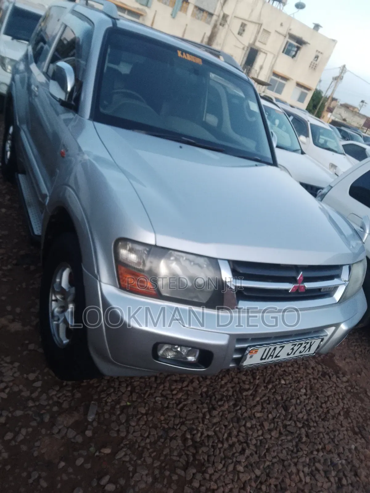 Mitsubishi Pajero 2004 Silver