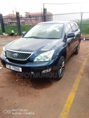 Photo - Toyota Harrier 2011 Blue