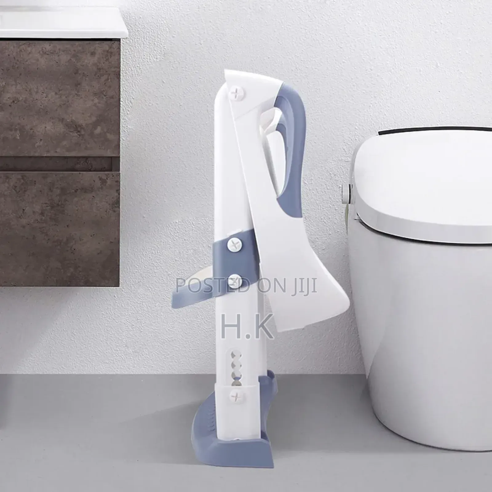 Toilet Training Seat With A Step Stool Ladder For Children.