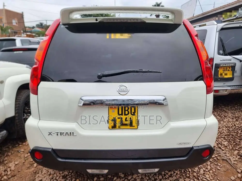 Nissan X-Trail 2009 White