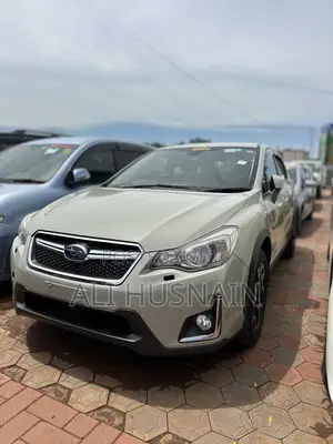Photo - Subaru XV Touring 2016 Beige