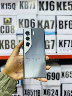 Tecno Camon 40 Pro 256 GB Gray