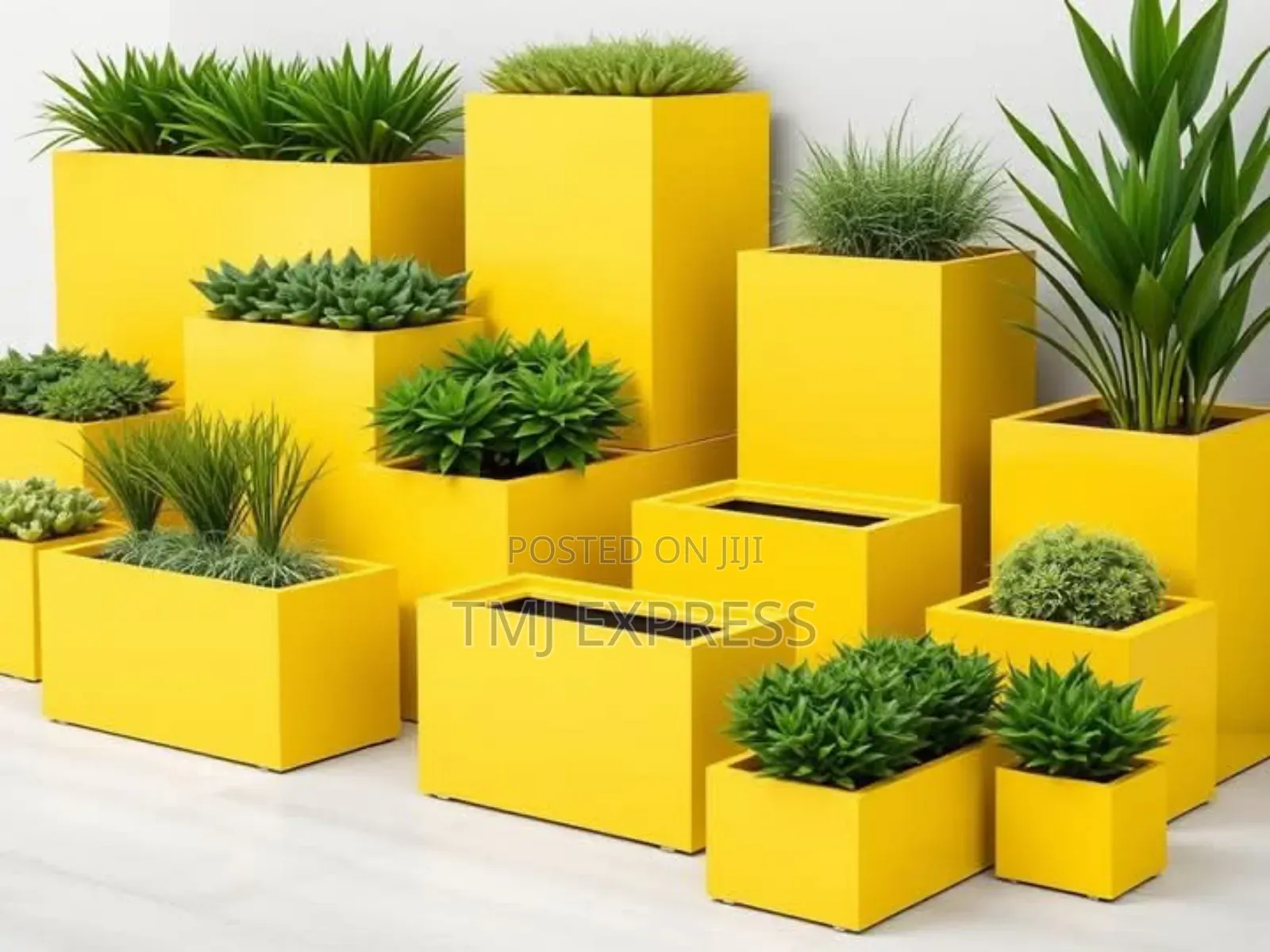 Unique Fibre Glass Decorative Flower Pots