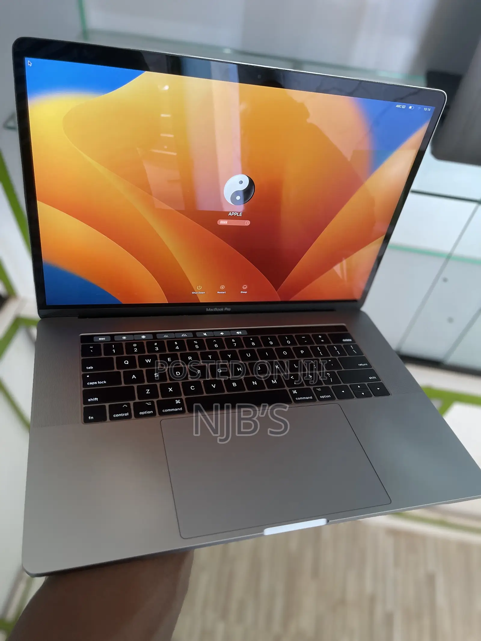 Laptop Apple MacBook Pro 2019 16GB Intel Core I7 SSD 512GB