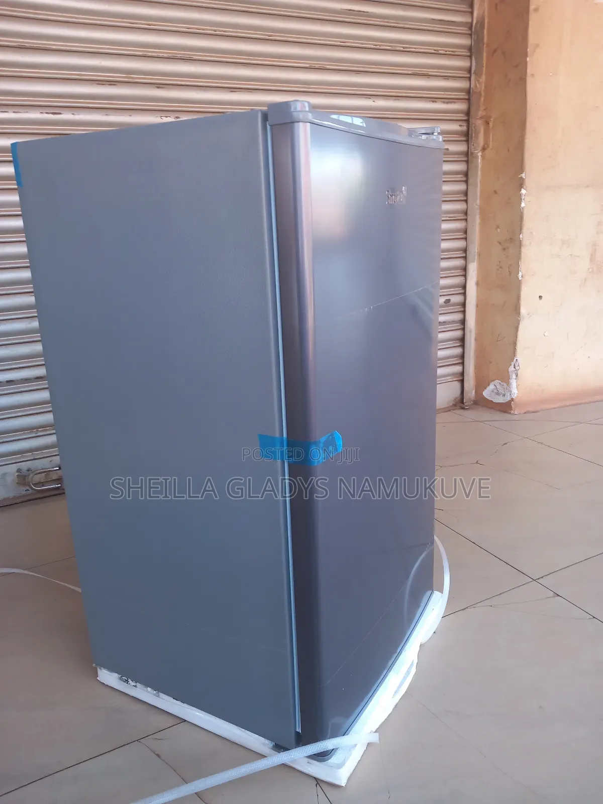 120l Pixel Refrigerator With Single Door