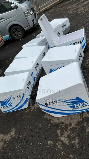 Fibre Glass Motorbike Delivery Boxes With Out Lights