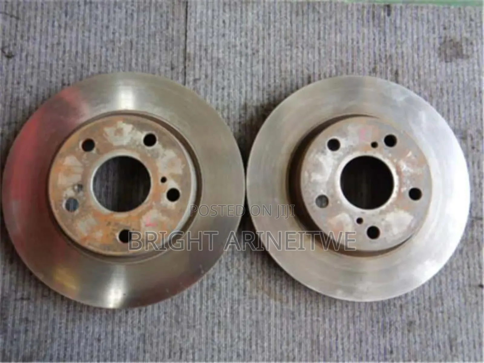 Disc Plates for Toyota Regius 4wheel Drive.