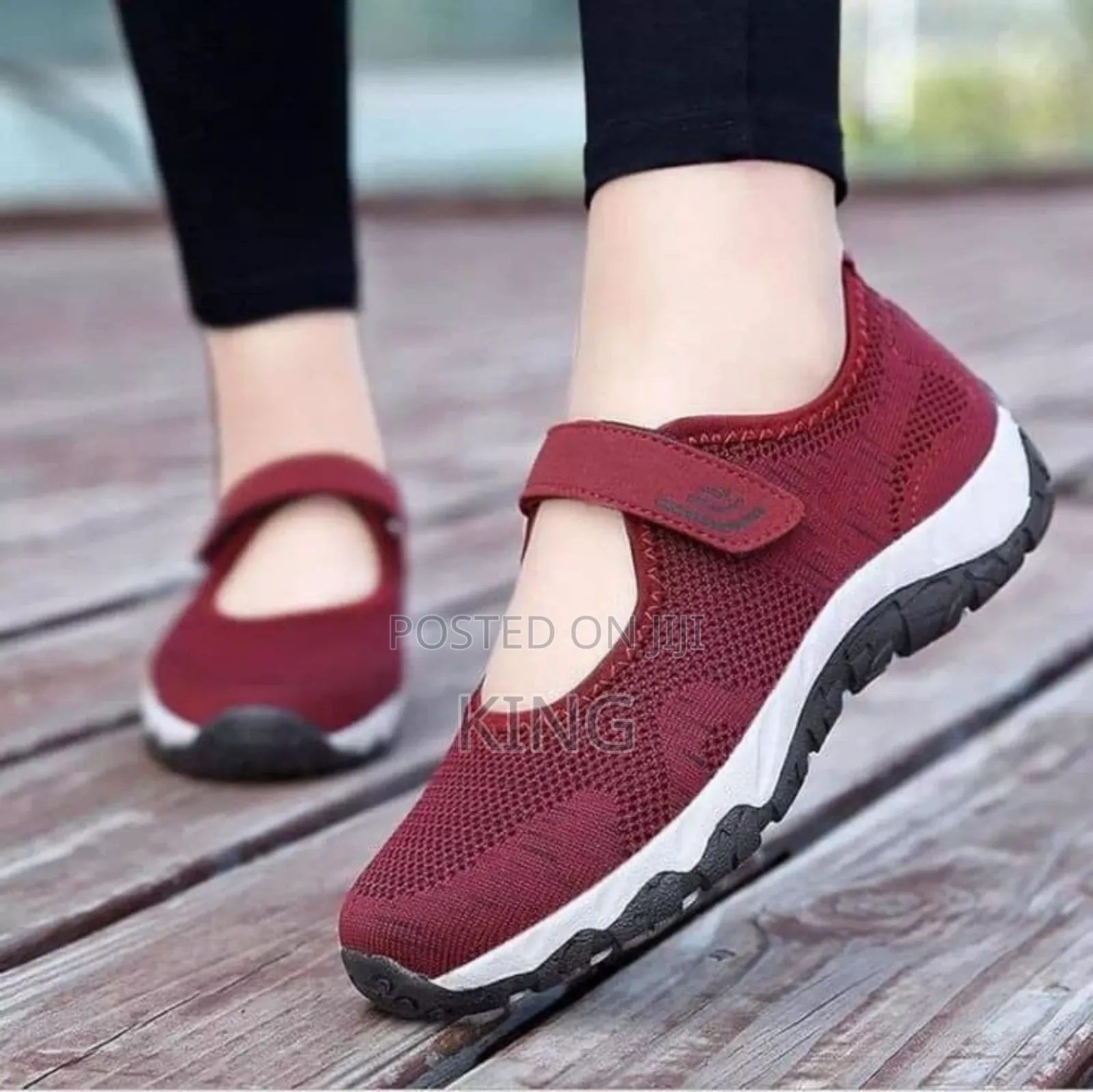 Accurate Easy Sneakers