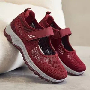 Attested Easy Sneakers