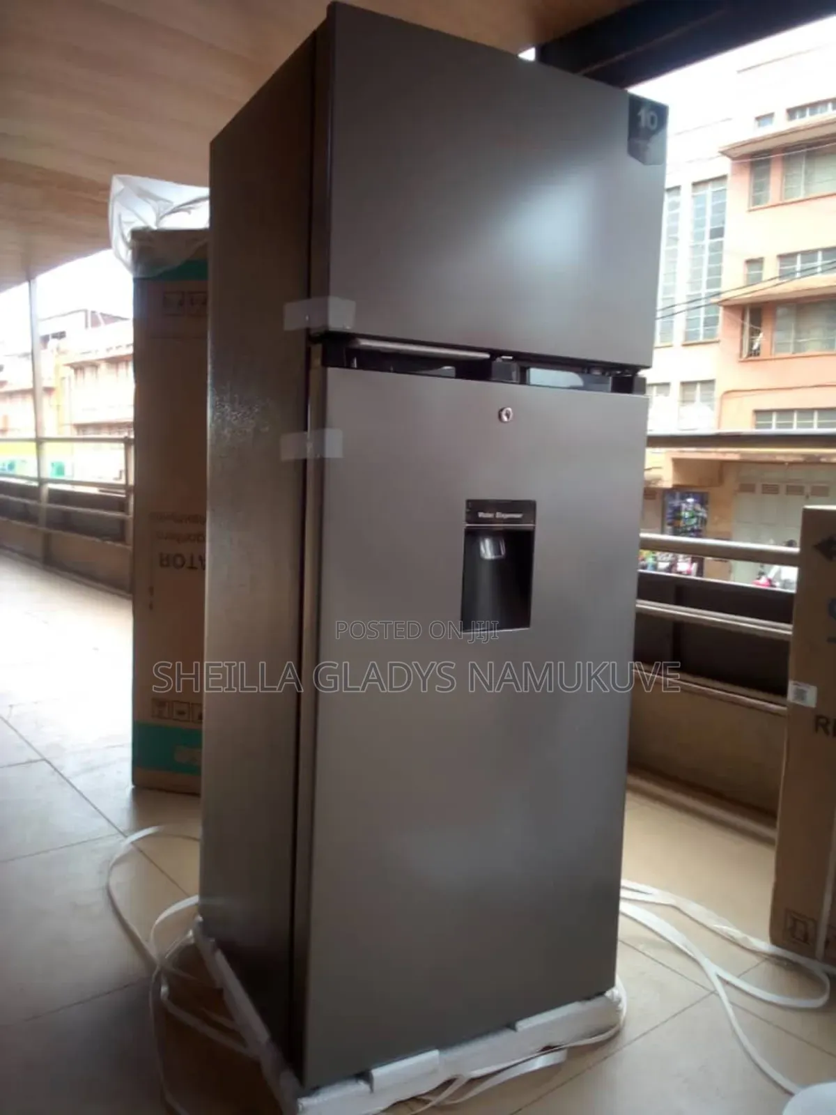 Refrigerator