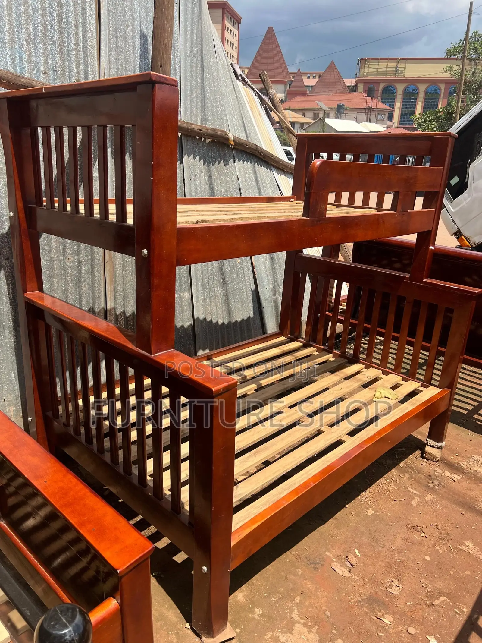 Mahogany Decker