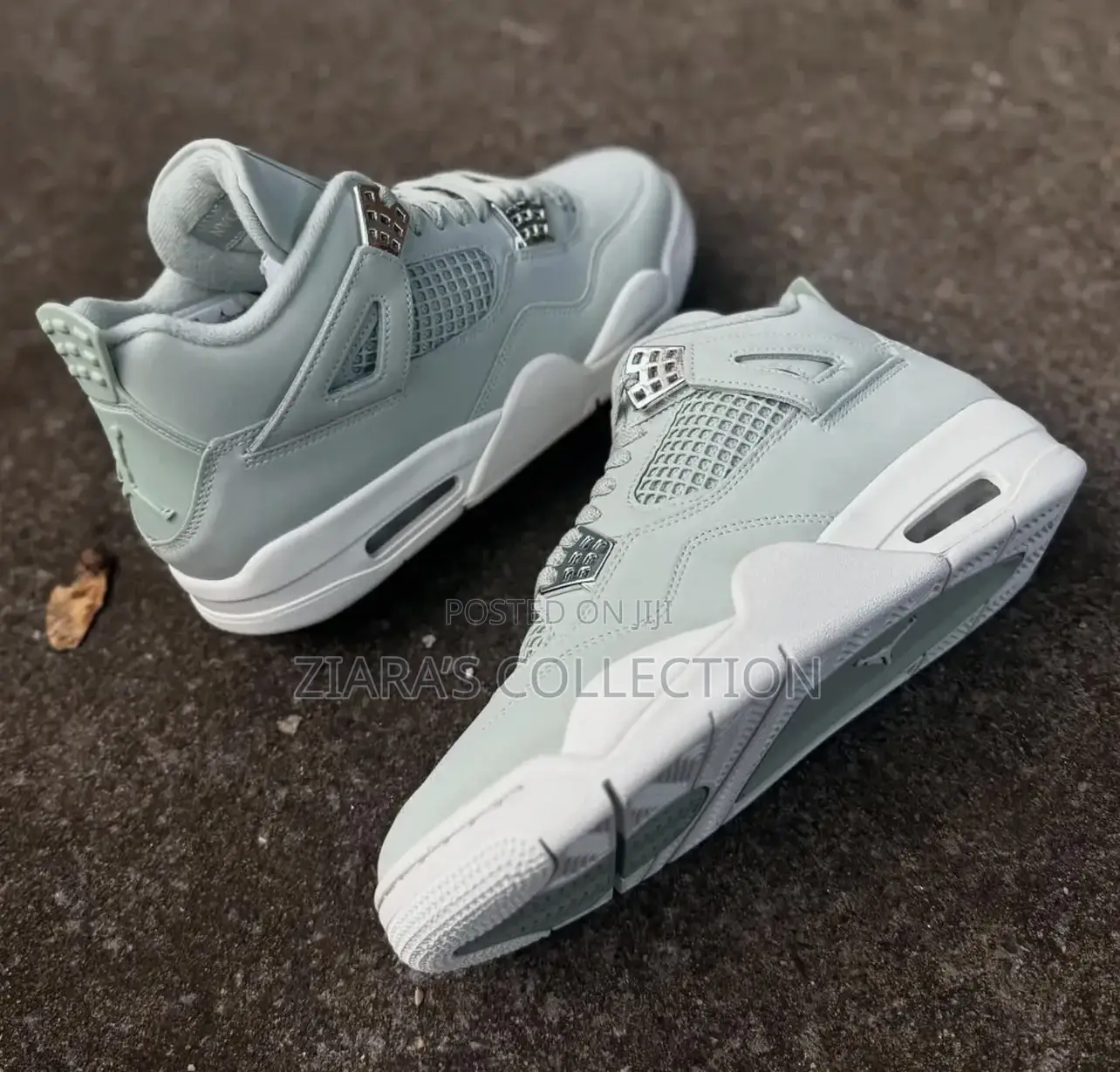Original Air Jordan 4 Retro Sneakers