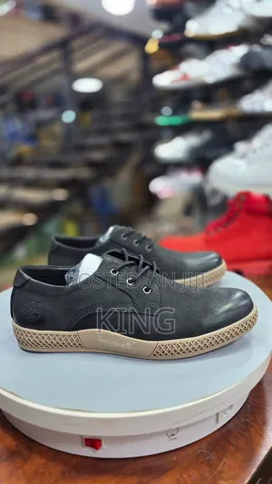 Sealed Gentle Smart Shoes