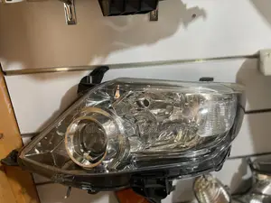 Toyota Fortuner 2012 Head Lumps