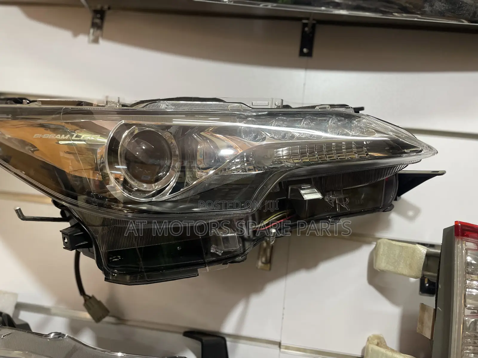 Fortuner Head Lump 2013